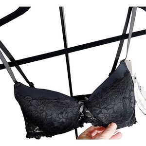 Marilyn Monroe Women's Lightly Lined Lace Underwire Bra Black Size 34C NWT